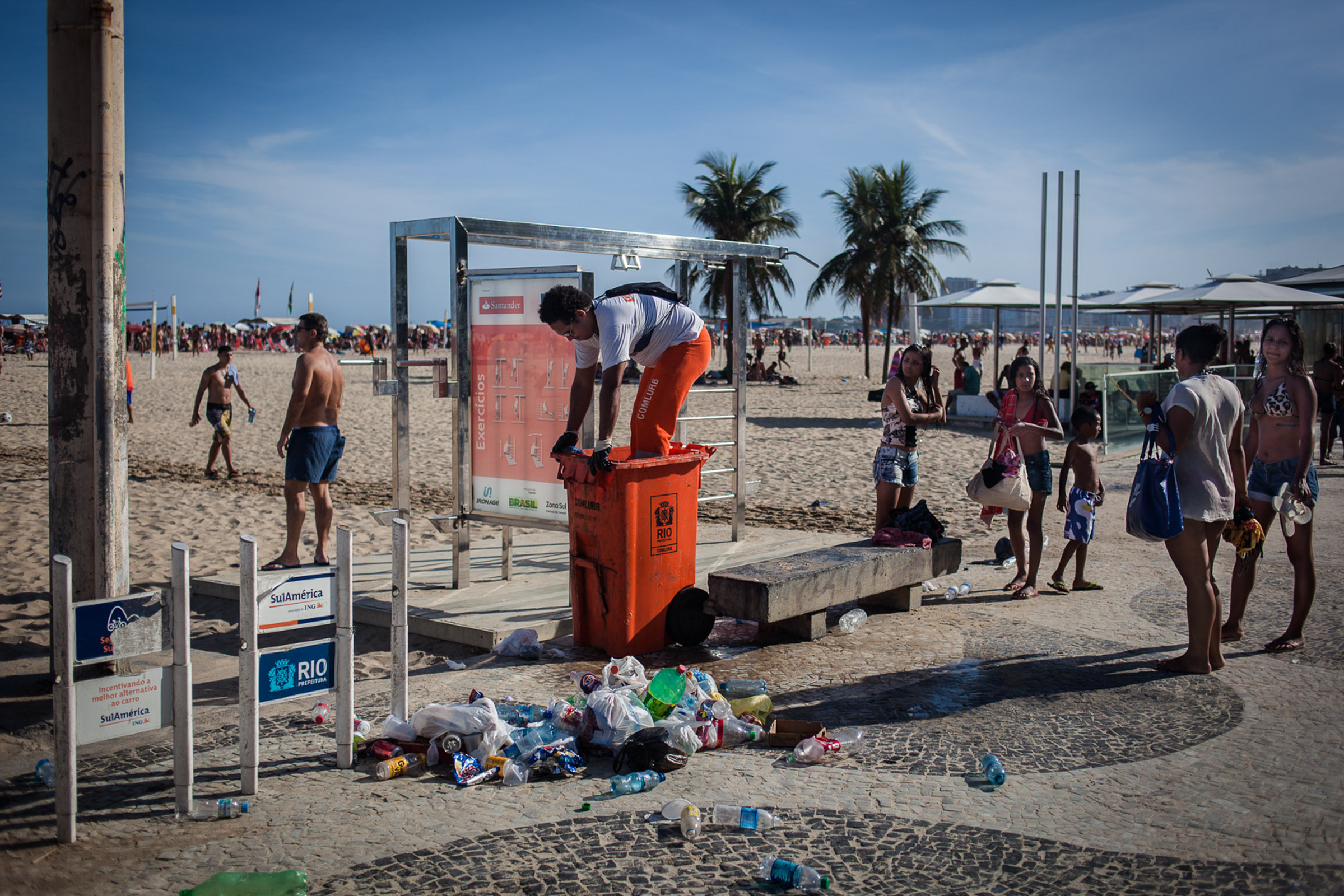 Rio de Janeiro, le 20 Novembre 2013. Plage de Copacabana.

Rio de Janeiro, November 20, 2013. Copacabana beach.