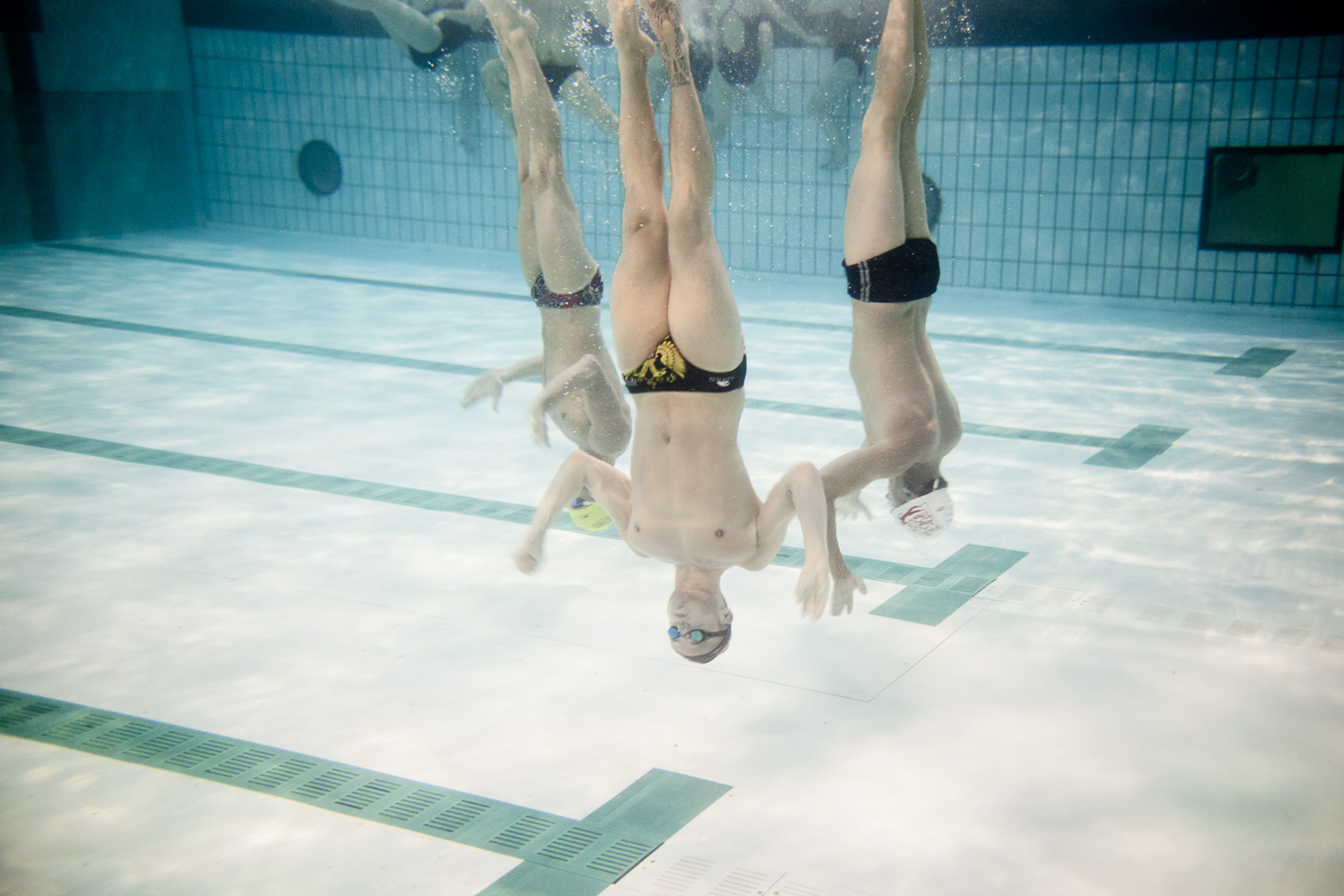 Paris, 13 Mai 2013. Un des derniers entrainements de l'équipe de natation synchronisée de l'équipe du Paris Aquatique avant le tournoi de Paris, qui s'est tenu du 17 au 21 Mai 2013.

Paris, 13th May 2013. One of the last trainings for the Paris Aquatique synchronized swimming team before the international Paris tournament which took place in the 17th-21st May.