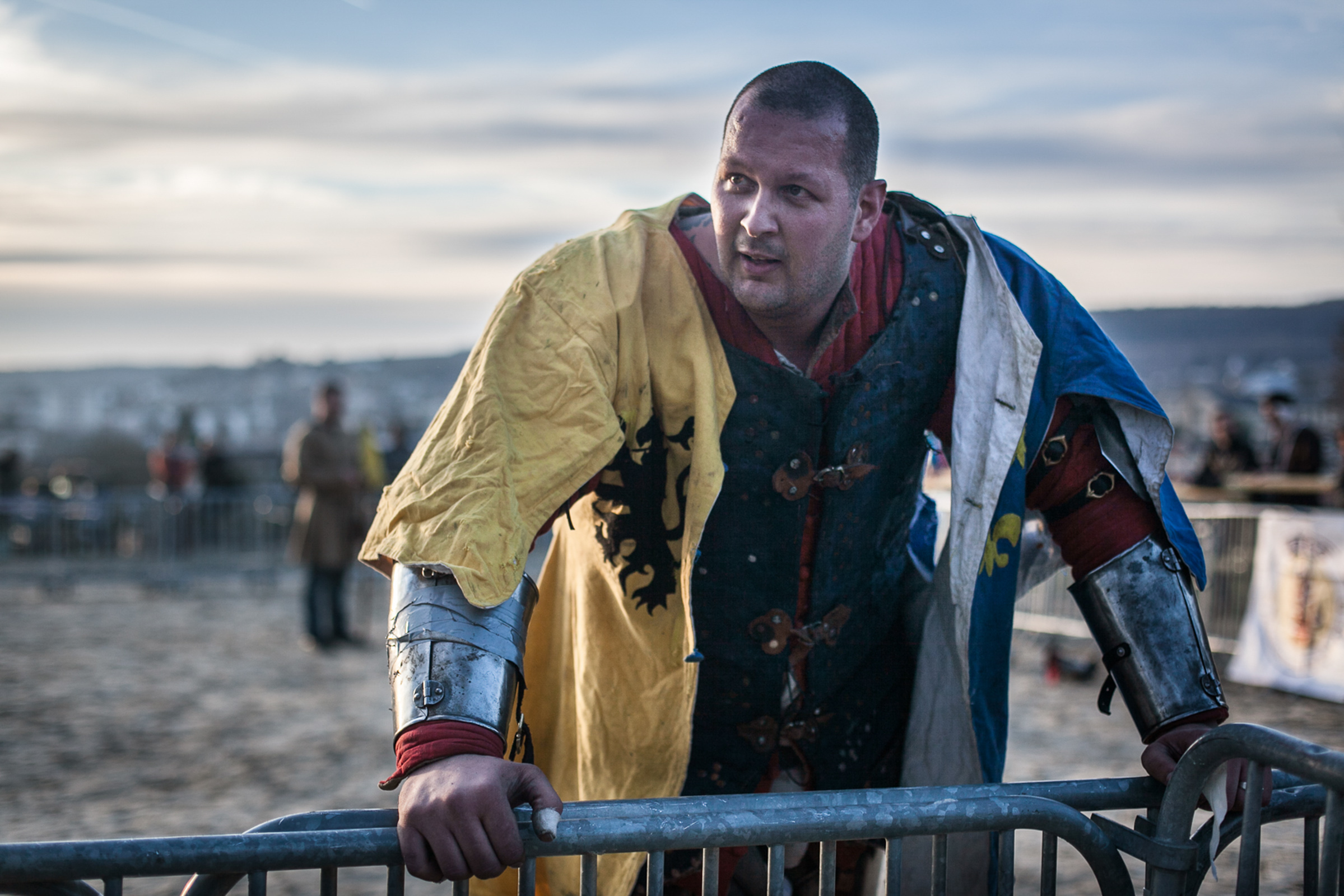 Chateau-Thierry, 7 Mars 2015. Tournoi de medieval full contact. Tous les coups sont permis, les combattants s'affrontent en équipe ou en individuel. Les règles sont simples : chaque combatant doit s'arrêter de combattre à partir du moment où il met un genou à terre. Sylvain Lienard, dit "le géant". 2,10m pour 140 kg. 

Chateau-Thierry, 7 March 2015. medieval full contact tournament. No holds barred, fighters compete in teams or individually. The rules are simple: each combatant must stop fighting from the moment he puts on one knee. Sylvain Lienard, "the giant", 2,10m and 140kg.