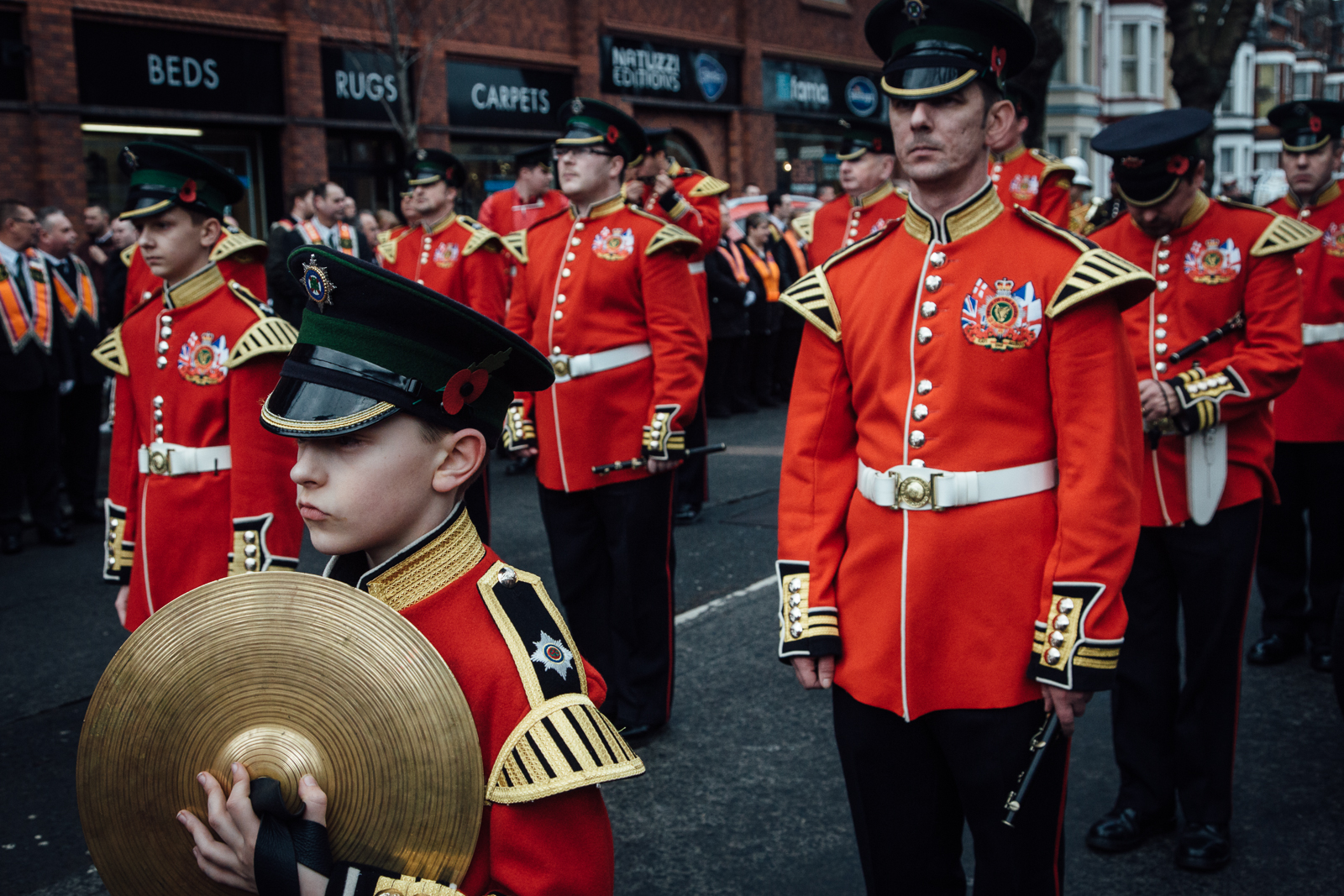 Belfast, le 25 février 2017. Parade orangiste dans le centre de Belfast. Ces parades sont régulièrement organisées par les loyalistes protestants.